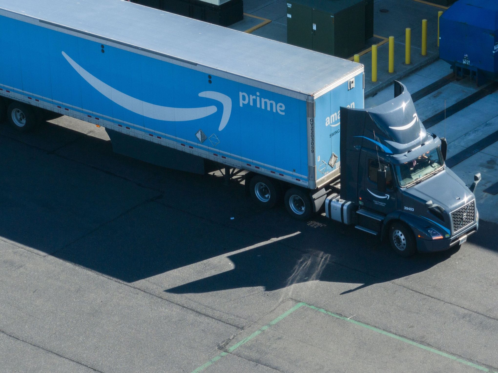 Featured image for 2 hour delivery from amazon - Amazon hopes to bring 2-day shipping to ...