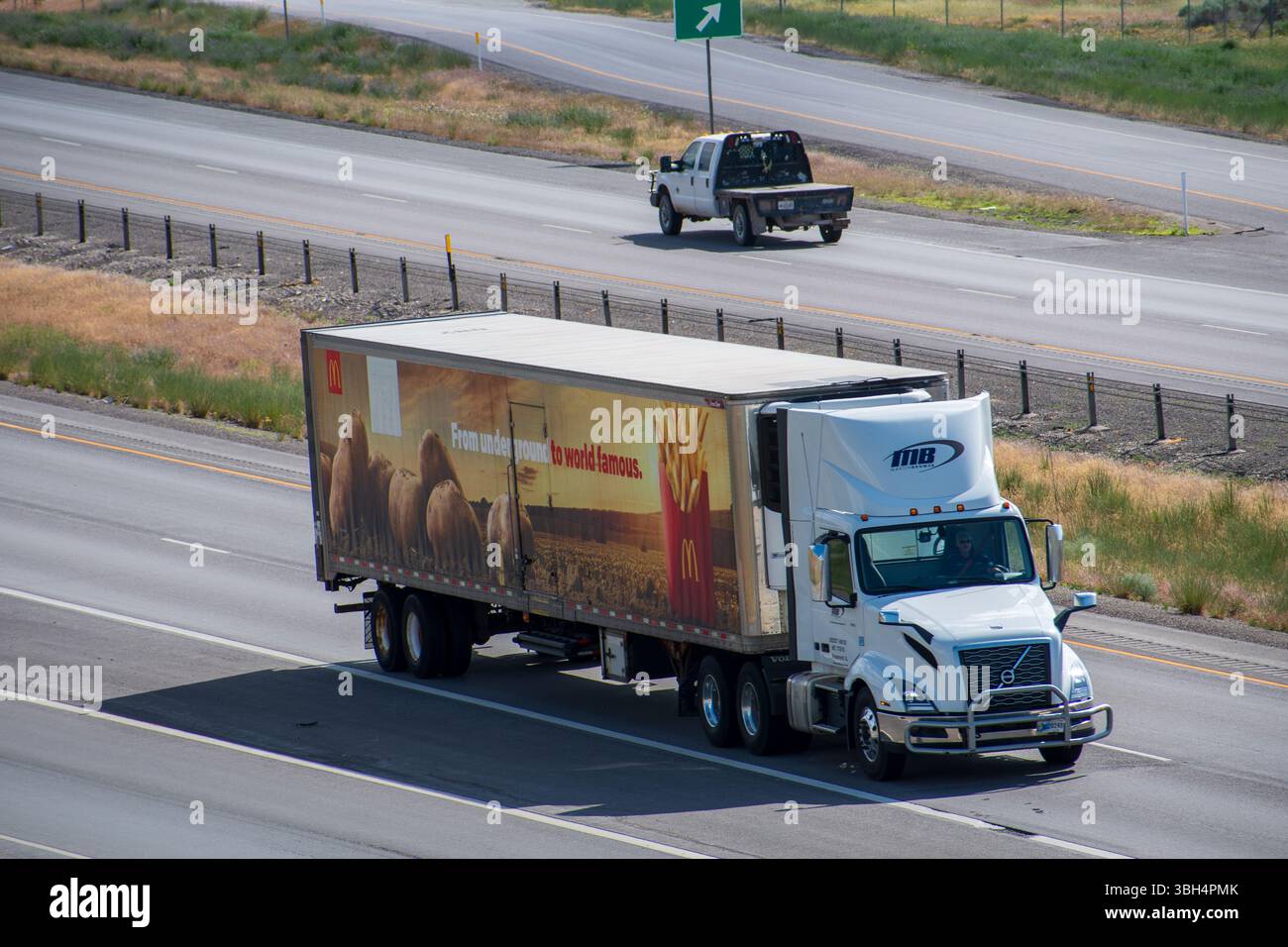 Featured image for delivery from mcdonald's - Mcdonalds delivery vehicle hi-res stock ...
