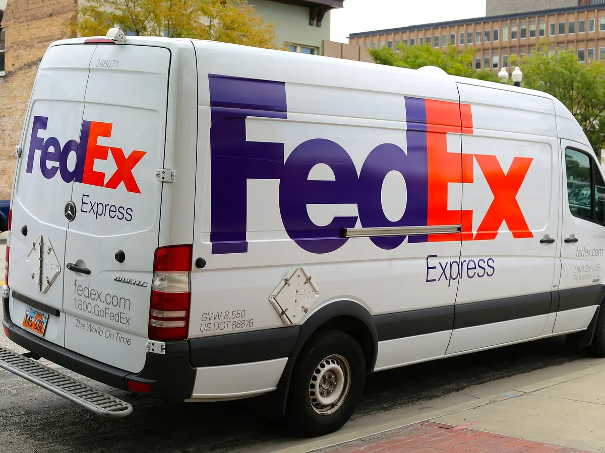Featured image for delivery from walgreens - Walgreens adding FedEx dropoff, pickup ...