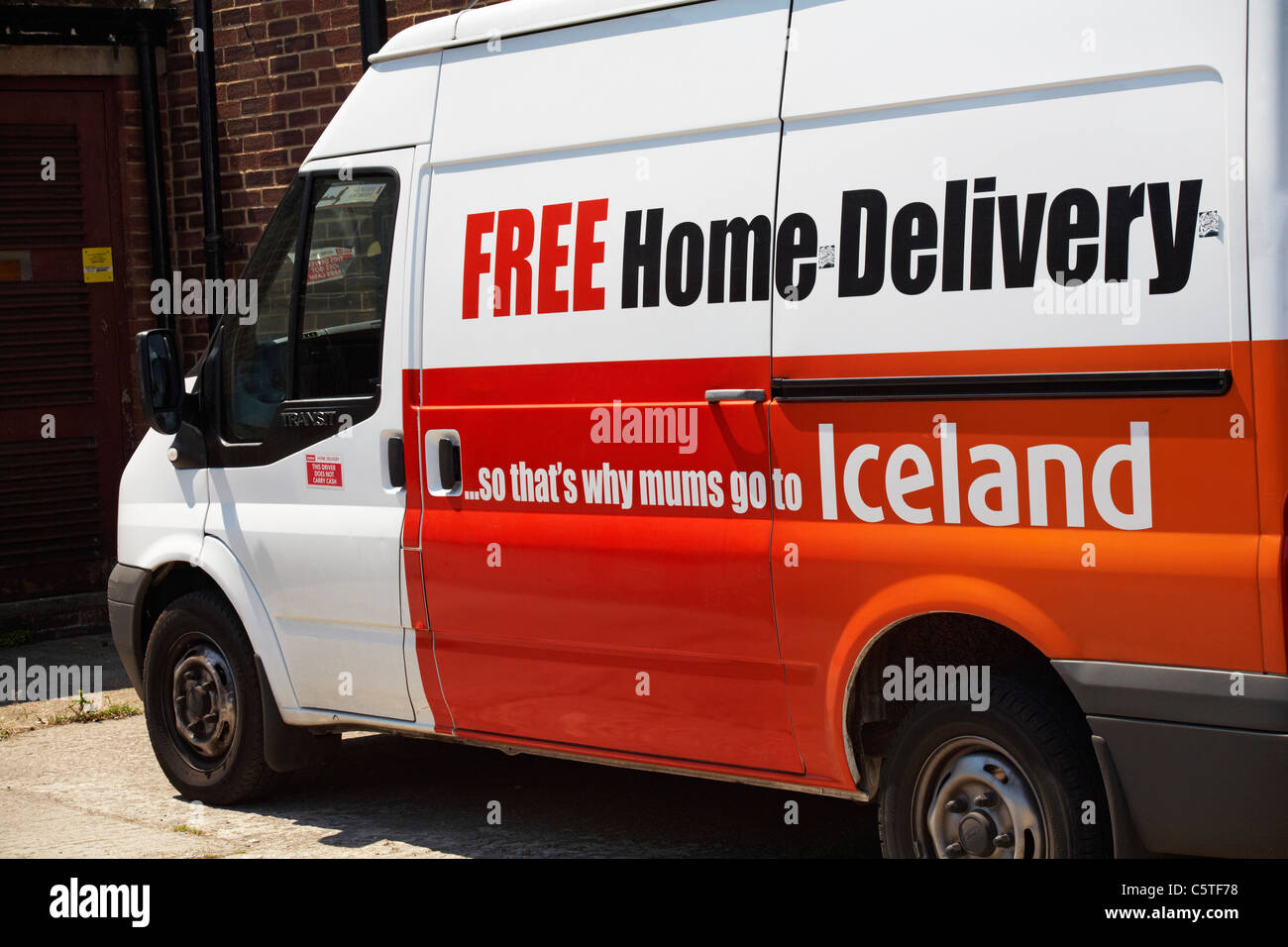 Featured image for home delivery from iceland - Iceland delivery van hi-res stock ...