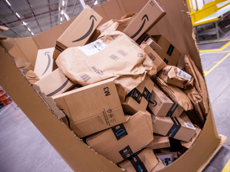 Featured image for how to track my delivery from amazon - Amazon Tracking: How to Check Order ...