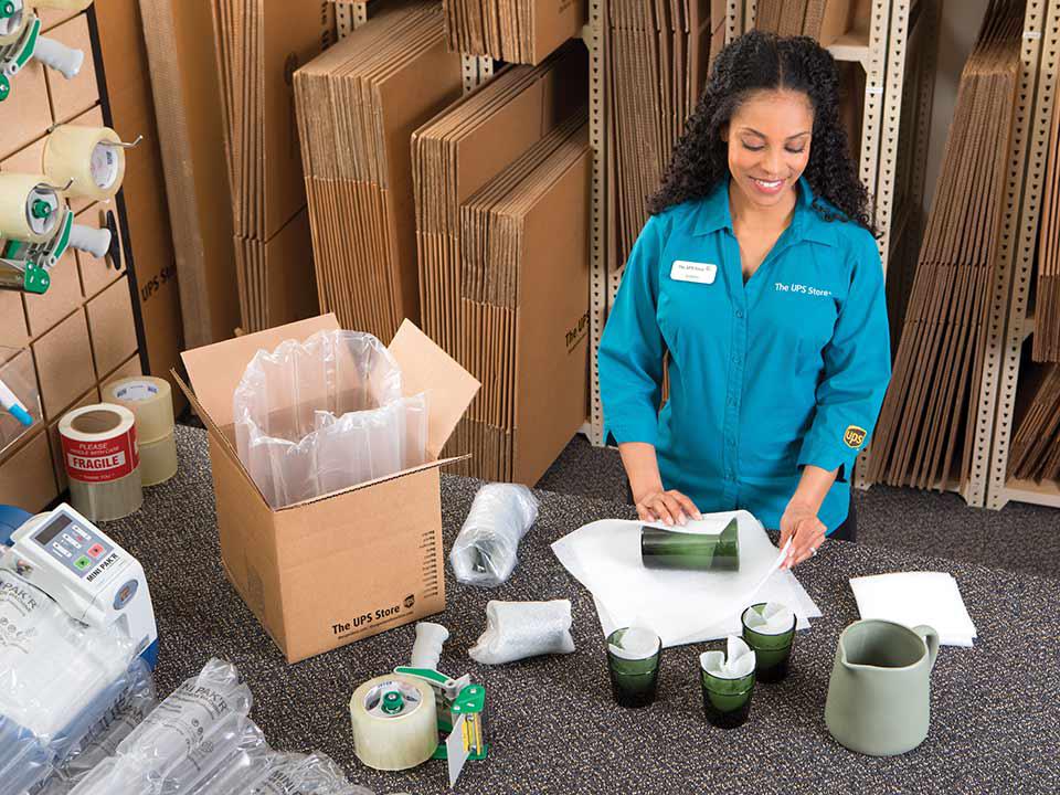 Featured image for shipping from nyc - Packages at The UPS Store New York ...