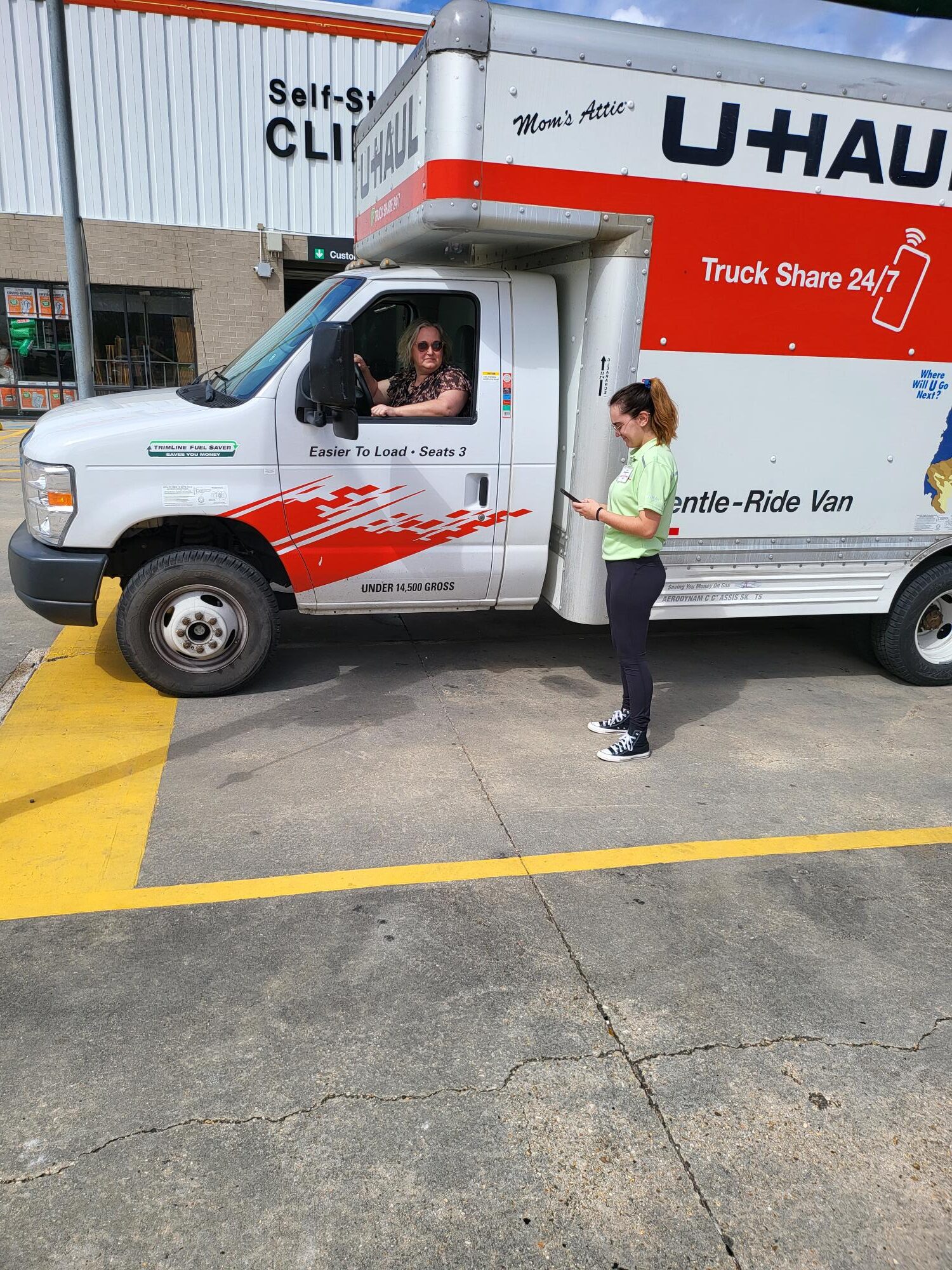 Featured image for truck delivery from lowes - U-Haul: Moving Truck Rental in ...