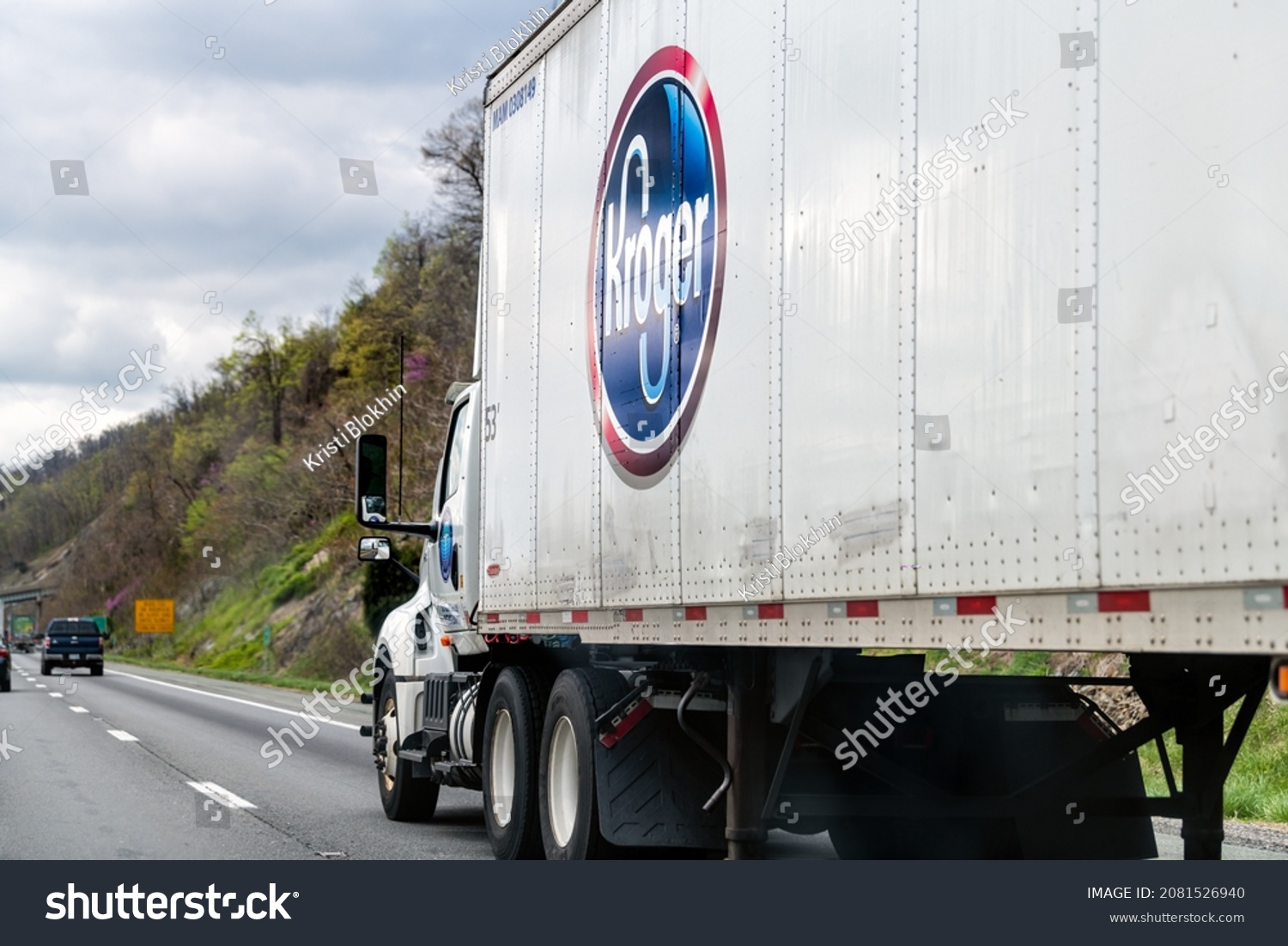 Featured image for where does kroger delivery come from in florida - 23 Kroger Truck Royalty-Free Images ...