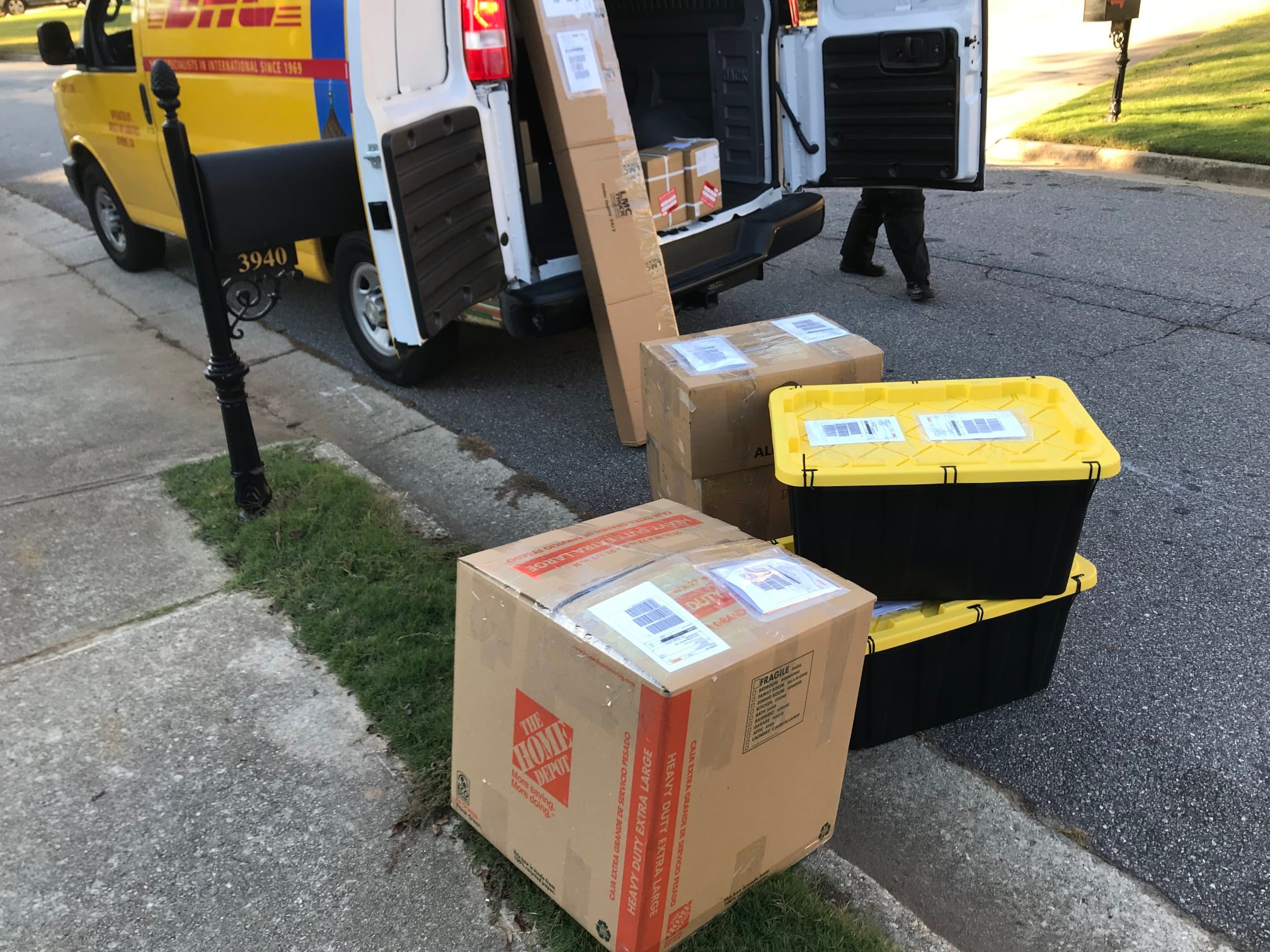Featured image for work from home shipping packages - International shipping has never been ...